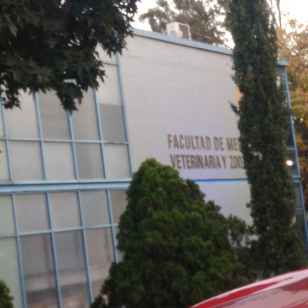 Foto tirada no(a) UNAM Facultad de Medicina Veterinaria y Zootecnia por J Daniel S. em 11/29/2017