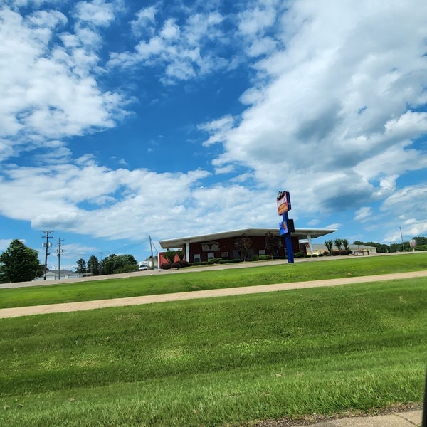 Berry's Seafood & Catfish House 5 tips from 157 visitors