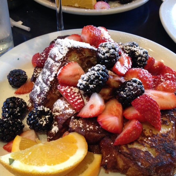 The French toast with fruit is delicious.  Great selections on the menu nice place.  Highly recommend