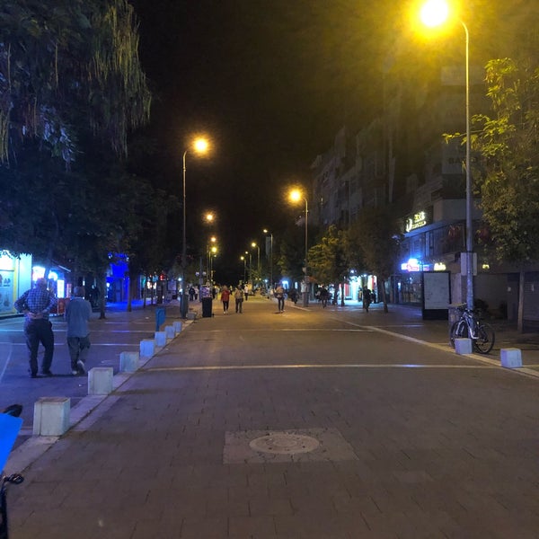 Foto diambil di İsmet Paşa Caddesi oleh Volkan H. pada 9/9/2021