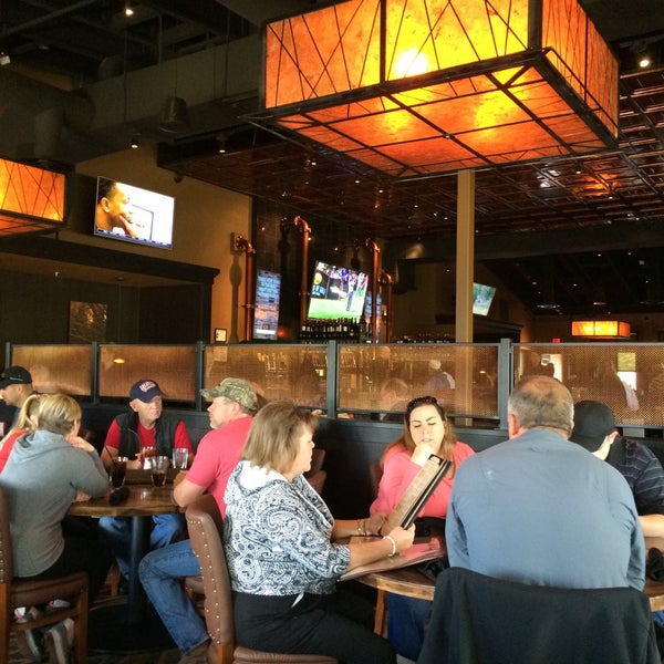 Copper River American Restaurant in Northeast Hillsboro