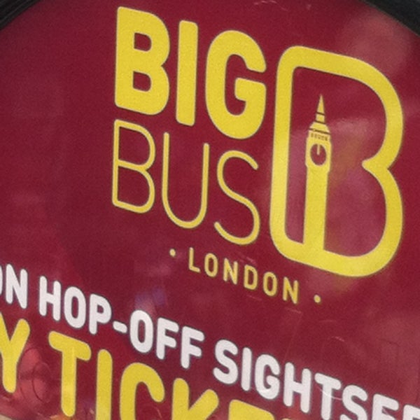 Foto tirada no(a) Big Bus Tours - London por Dilara O. em 5/4/2014