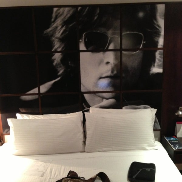 Foto scattata a Celebrities Suites &amp; Apartments da Sam W. il 1/26/2013