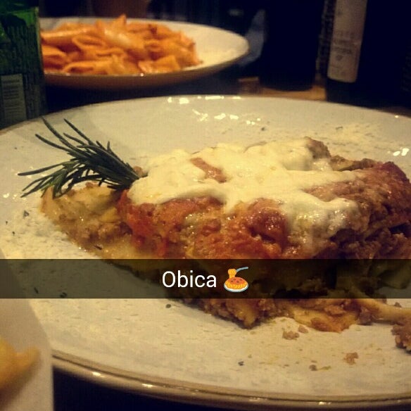 Photo taken at OBICÀ Mozzarella Bar &amp; Pizza E Cucina by Rawan on 3/21/2015