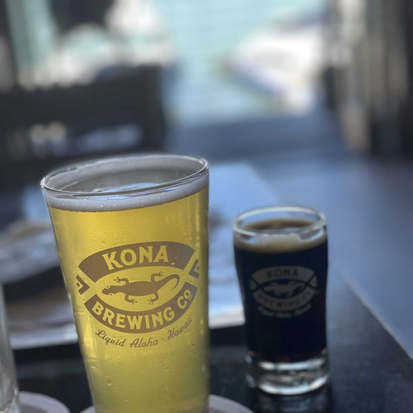 Photo prise au Kona Brewing Co. par Jared S. le10/20/2022