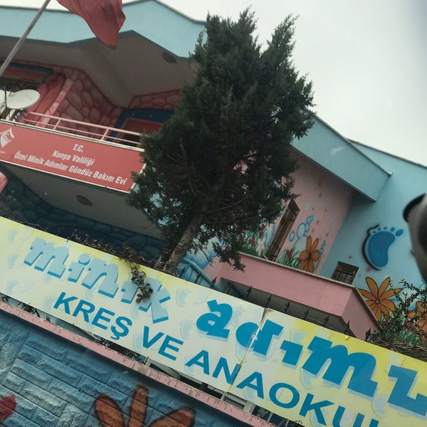 3/22/2018 tarihinde Ipek K.ziyaretçi tarafından Minik Adımlar Kreş &amp; Anaokulu'de çekilen fotoğraf