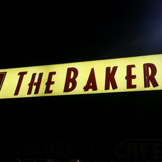 Foto tirada no(a) The Baker Bakery &amp; Cafe por erich t. em 10/28/2012