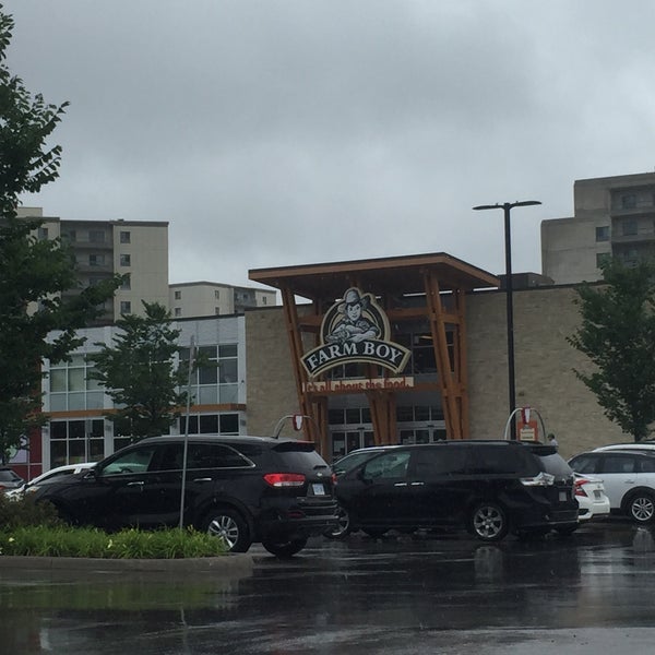 Farm Boy Grocery Store In West London Farm Boy Grocery Store In West London