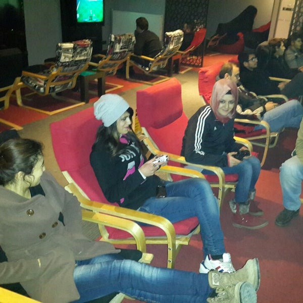 12/25/2013 tarihinde Sonay I.ziyaretçi tarafından Game Club &amp; Cafe Nalçacı'de çekilen fotoğraf
