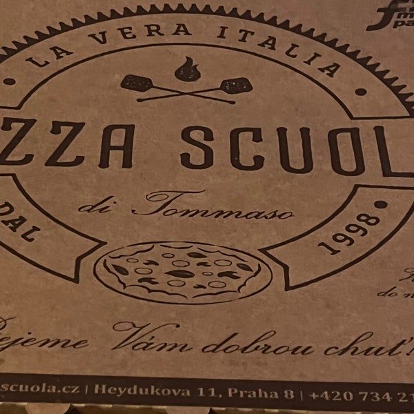 11/3/2023 tarihinde Tommy H.ziyaretçi tarafından Pizza Scuola'de çekilen fotoğraf