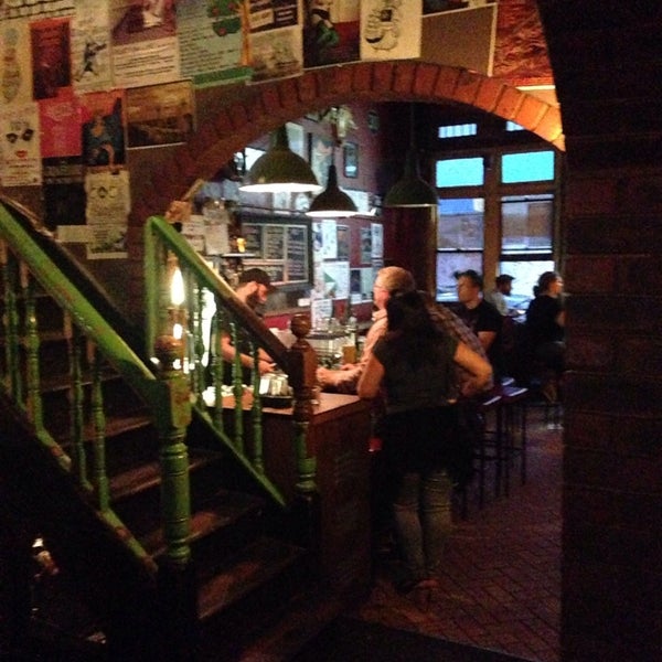 11/5/2013 tarihinde Matthew P.ziyaretçi tarafından The Old Bar'de çekilen fotoğraf