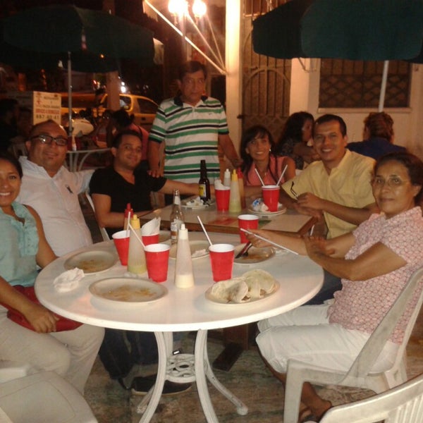 8/12/2014 tarihinde Oscar S.ziyaretçi tarafından Restaurant Byblos - Comida y Tacos Arabes'de çekilen fotoğraf