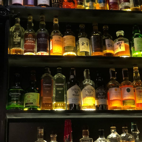 Foto tirada no(a) 4friends Whiskey Pub por Liosha V. em 10/17/2018