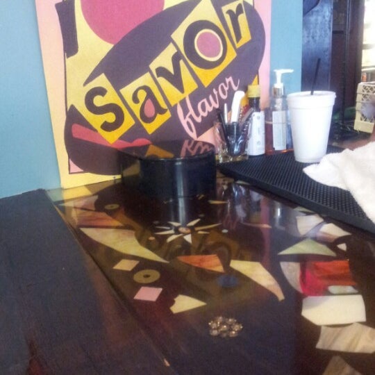 รูปภาพถ่ายที่ Savor Cafe โดย Dee เมื่อ 1/11/2013