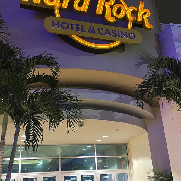 Foto tomada en Seminole Hard Rock Hotel &amp; Casino  por Ayşem D. el 11/18/2023