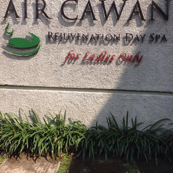 Papaya Fresh Gallery Grocery Store in Cilandak