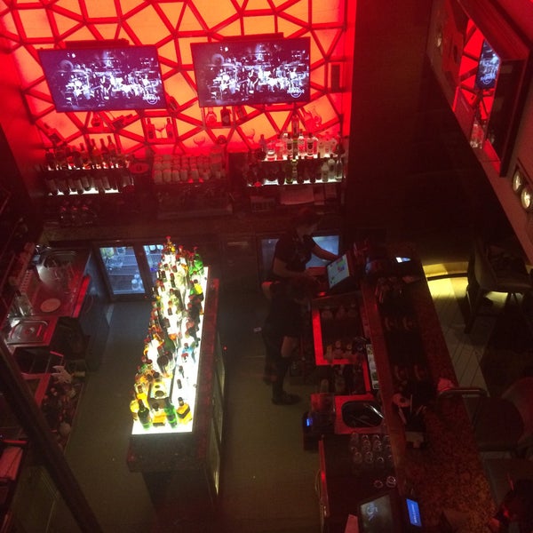 1/4/2015にAngie.....がHard Rock Cafe Istanbulで撮った写真