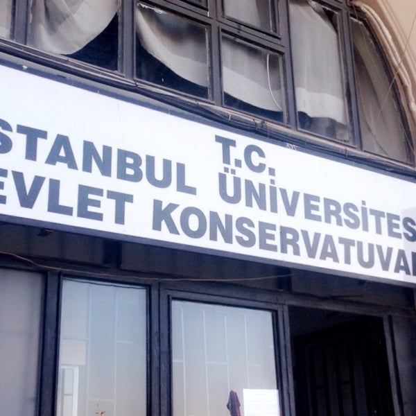 Foto tirada no(a) İstanbul Üniversitesi Devlet Konservatuvarı por Ş em 3/4/2017