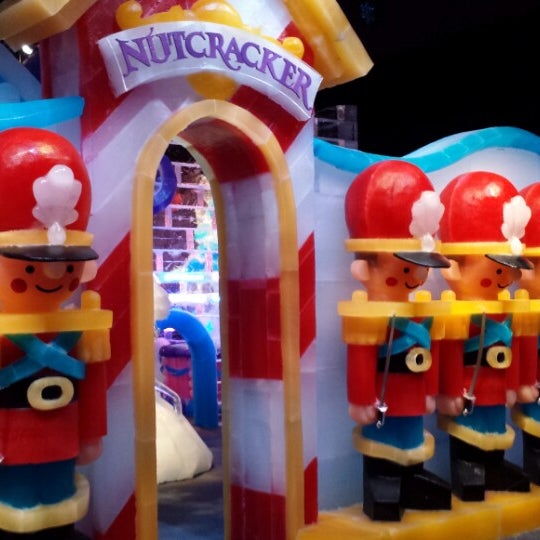 Photos at ICE! & SNOW Tubing Gaylord Texan 21 tips from 1782 visitors