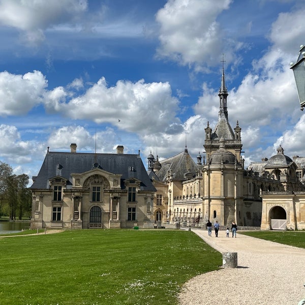 Foto tomada en Château de Chantilly  por Romà J. el 4/28/2023