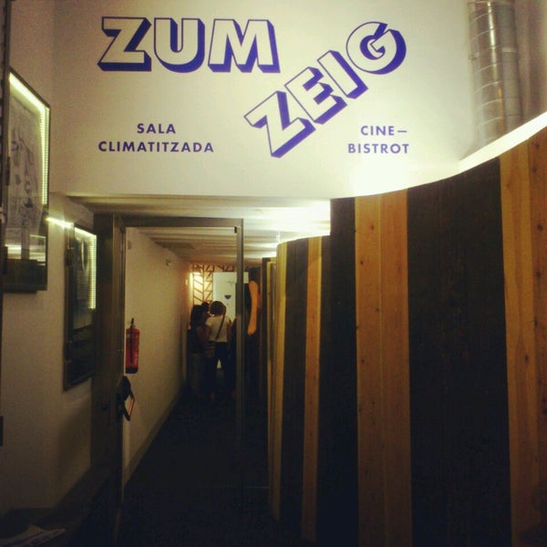 Das Foto wurde bei Zumzeig Cinema von Xip X. am 10/2/2013 aufgenommen