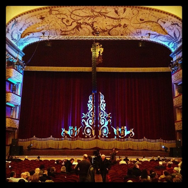 1/25/2013 tarihinde Michele S.ziyaretçi tarafından Teatro Verdi'de çekilen fotoğraf