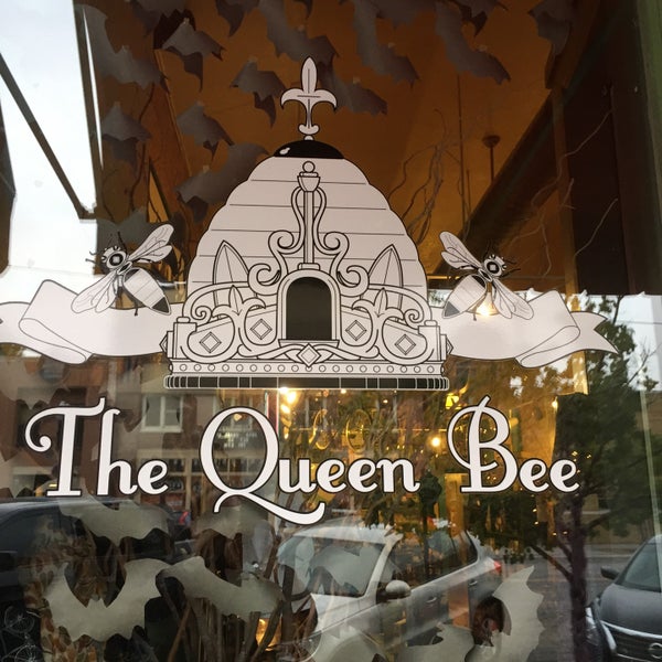 Photo taken at The Queen Bee by Frank J. on 10/29/2015