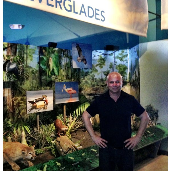 รูปภาพถ่ายที่ South Florida Science Center and Aquarium โดย Charlie F. เมื่อ 6/6/2013