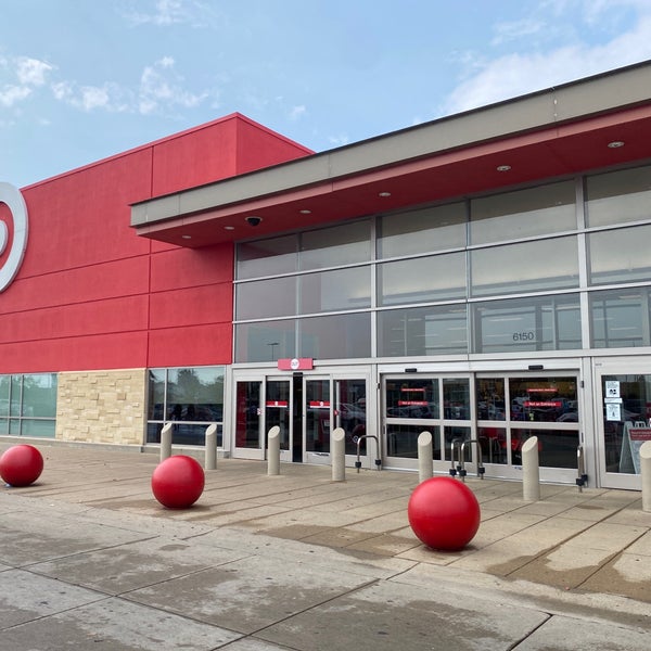 Target Westwood'da Hipermarket