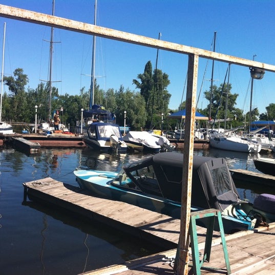 Причал 3 нижний новгород. Причал 4. 4 причал нижний новгород речной вокзал. Причал 8 нижний новгород. 40 меридиан яхт клуб.