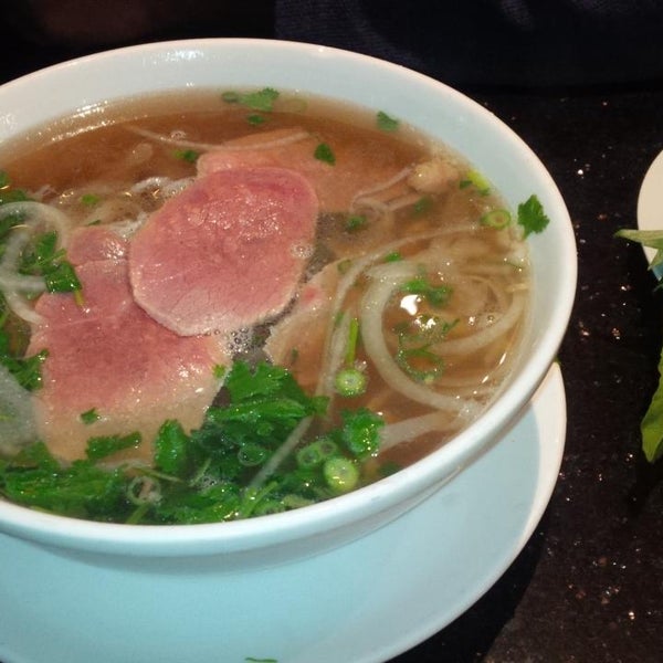 Das Foto wurde bei Pho Hoa Restaurant von Ms P. am 9/20/2014 aufgenommen