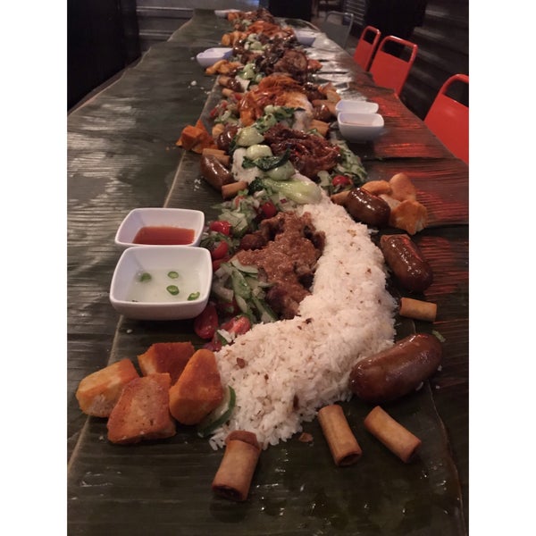 10/30/2018にSissi N.がJeepney Filipino Gastropubで撮った写真