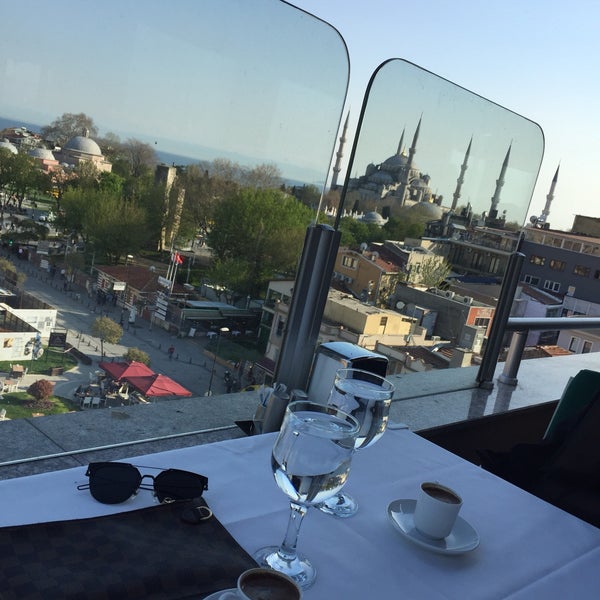 4/15/2017에 Yaren T.님이 360 Panorama Restaurant에서 찍은 사진
