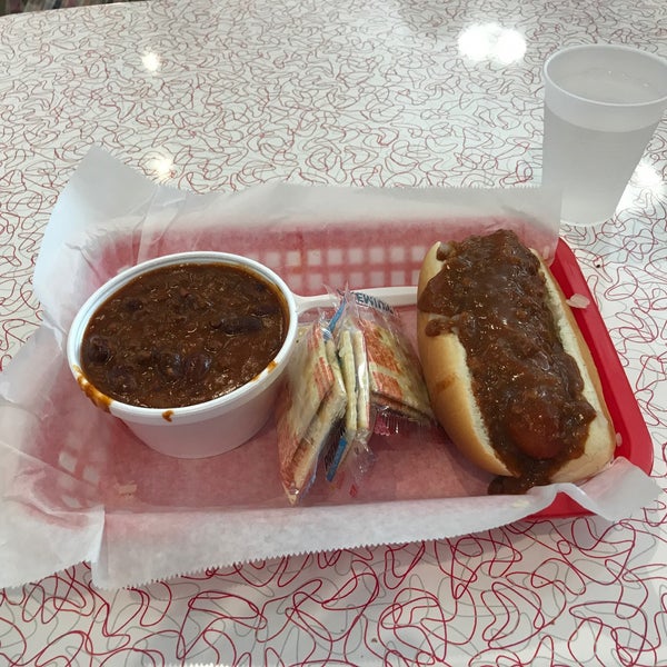 Photo taken at Ben&#39;s Chili Bowl by Ronald W. on 4/24/2017