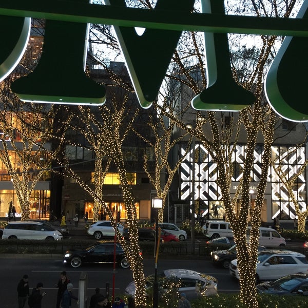 Burberry 表参道 Now Closed 北青山 東京 東京都