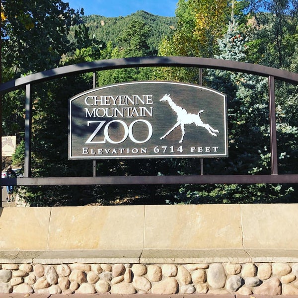 Directions To The Cheyenne Mountain Zoo The Carousel At Cheyenne Mountain Zoo