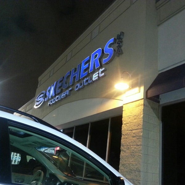 SKECHERS Outlet - Austin - 7 from 181 visitors