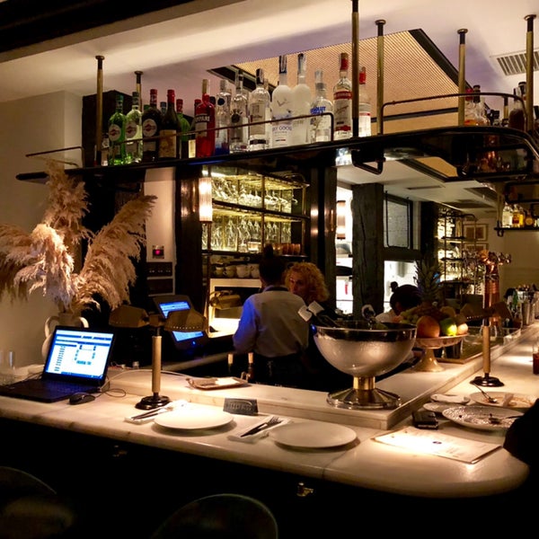 Money Talks Raw Bar