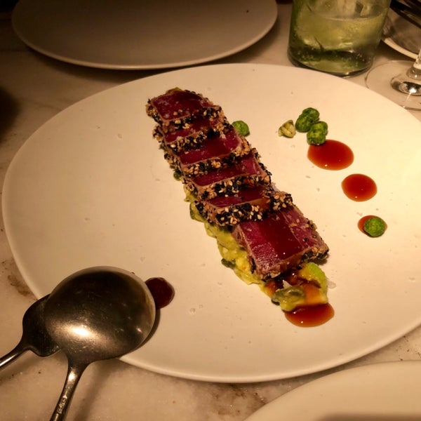 Money Talks Raw Bar