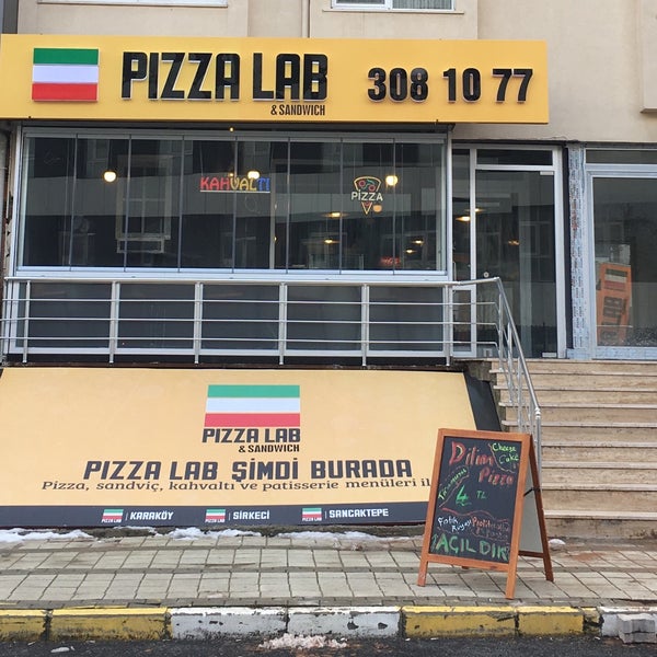 1/31/2017에 Nurcan S.님이 Pizza Lab &amp; Sandwich에서 찍은 사진