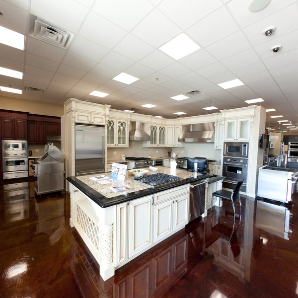 Universal Appliance and Kitchen Center Calabasas 2 tips from 12