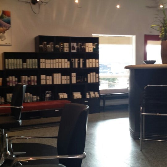 La Coupe Sauvage Hair Salon in Santa Rosa