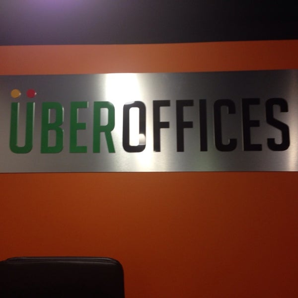 5/29/2014 tarihinde Lauren M. W.ziyaretçi tarafından Uber DC'de çekilen fotoğraf