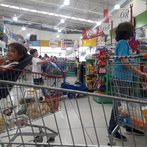 Rede Store Supermercados - Av. Rio Verde, 2574