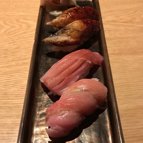 Foto tomada en Sushi Azabu  por Tash C. el 6/14/2017