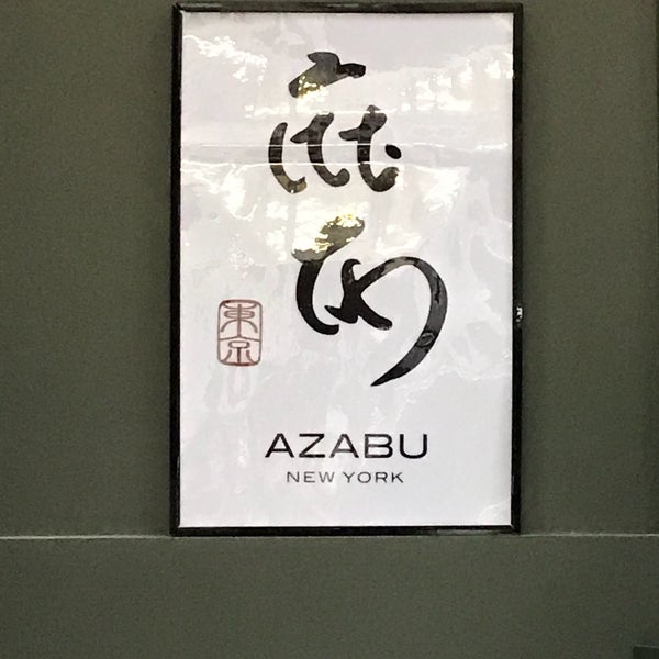 Foto tirada no(a) Sushi Azabu por Tash C. em 7/13/2017