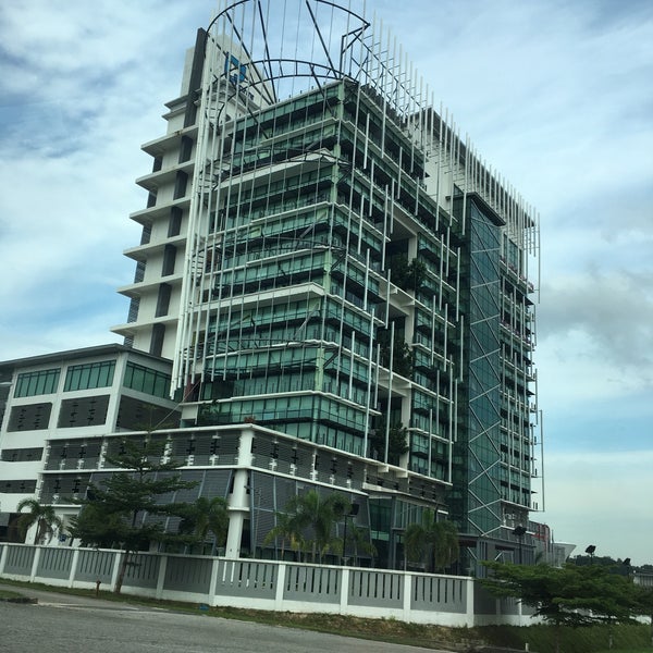 Lembaga Pelabuhan Johor 6