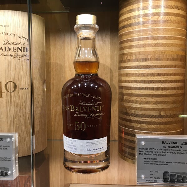 Das Foto wurde bei The Scotch Whisky Experience von Vivek C. am 9/14/2020 aufgenommen