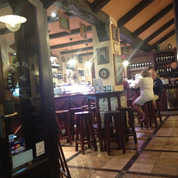 9/13/2013 tarihinde Marco B.ziyaretçi tarafından La Taberna del Pintxo'de çekilen fotoğraf
