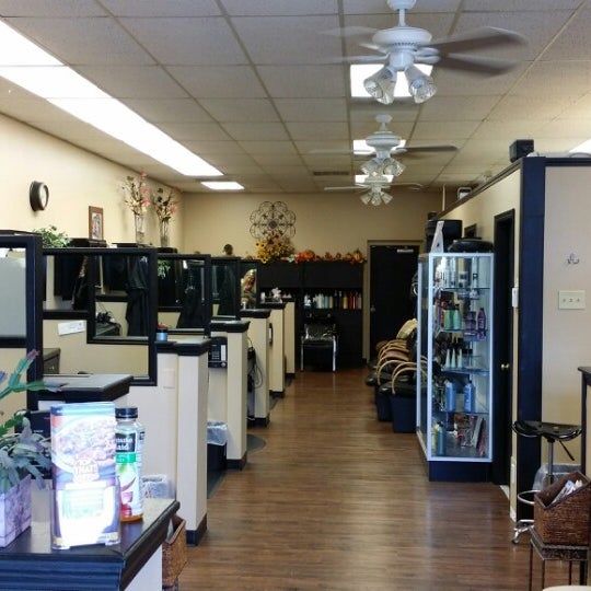 Salon Milan & Day Spa Salon / in Tulsa